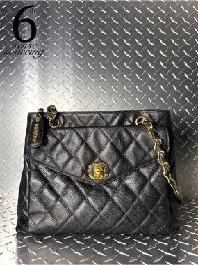 Chanel Vintage Classic Front Pocket Caviar Turlock Tote in Black GHW